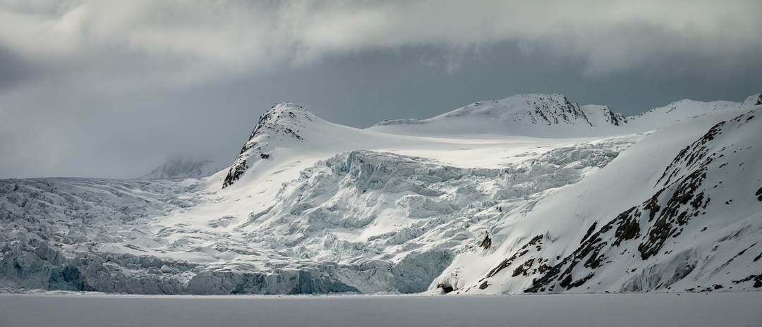 Svalbard_peaceful_morning